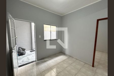 Sala de casa para alugar com 2 quartos, 46m² em Honório Gurgel, Rio de Janeiro