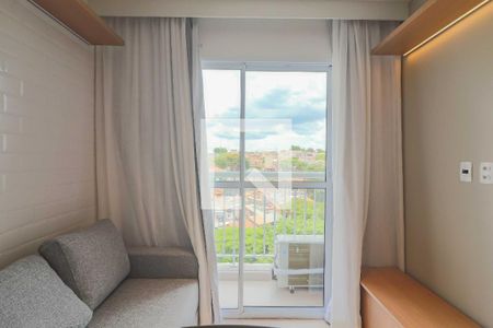 Sala/Cozinha de apartamento à venda com 1 quarto, 24m² em Vila Butantã, São Paulo