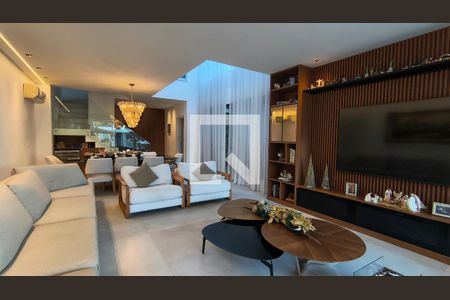 Sala de casa de condomínio à venda com 3 quartos, 415m² em Barra da Tijuca, Rio de Janeiro