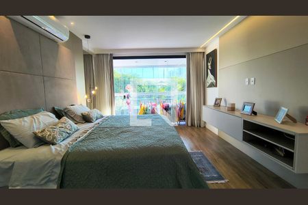 Suíte 1 de casa à venda com 3 quartos, 415m² em Barra da Tijuca, Rio de Janeiro