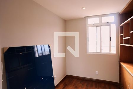 Sala de apartamento para alugar com 2 quartos, 90m² em Santo Antônio, Belo Horizonte