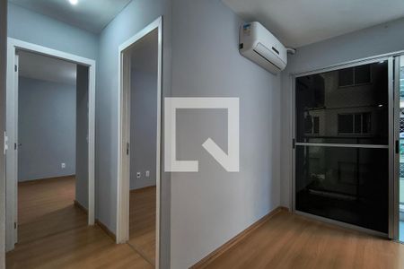 Sala de apartamento para alugar com 2 quartos, 49m² em Pechincha, Rio de Janeiro