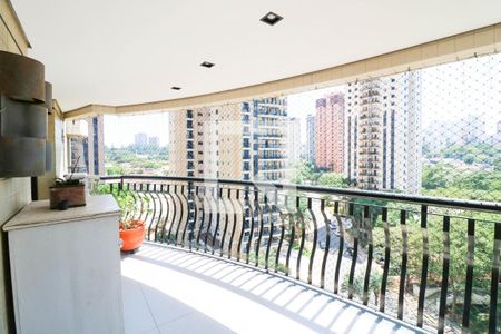 Apartamento à venda com 4 quartos, 150m² em Santo Amaro, São Paulo