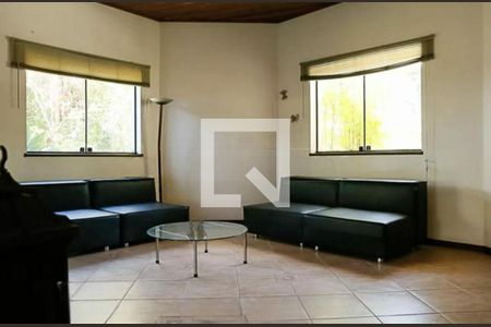 Casa à venda com 4 quartos, 420m² em Interlagos, São Paulo