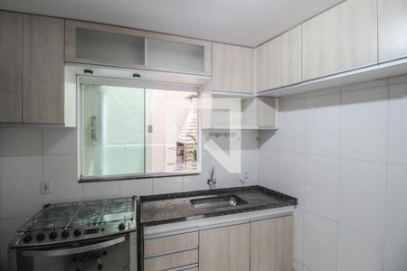 Cozinha de casa para alugar com 2 quartos, 65m² em Centro, Nilópolis