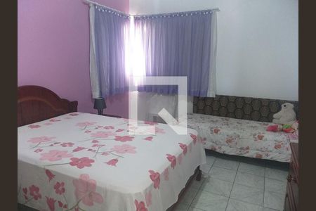 Casa à venda com 3 quartos, 186m² em Jardim Piqueroby, São Paulo