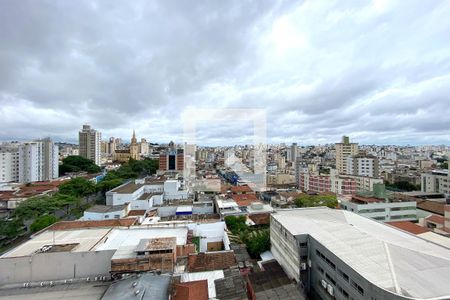 Vista da Suite 1 de apartamento à venda com 3 quartos, 88m² em Santa Tereza, Belo Horizonte