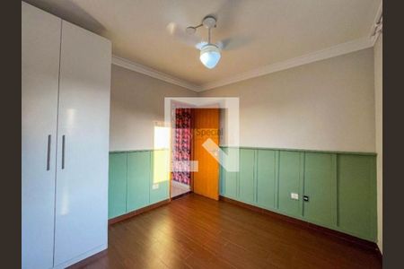 Casa à venda com 3 quartos, 285m² em Carandiru, São Paulo