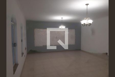 Casa à venda com 3 quartos, 212m² em Vila Gomes Cardim, São Paulo