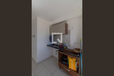 Sala/Cozinha/Área de Serviço  de apartamento para alugar com 2 quartos, 32m² em Jardim America da Penha, São Paulo