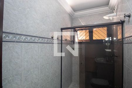 Banheiro 1 de casa à venda com 5 quartos, 313m² em Parque Edu Chaves, São Paulo