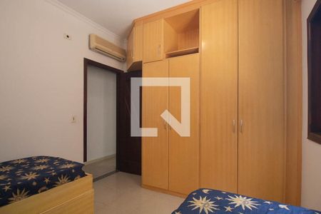 Quarto 1 de casa à venda com 5 quartos, 313m² em Parque Edu Chaves, São Paulo