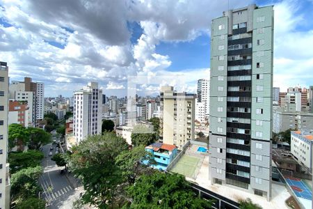 Vista da Sala de apartamento para alugar com 3 quartos, 93m² em Anchieta, Belo Horizonte