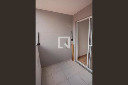 VARANDA DA SALA E ÁÇOREA DE SERVI de apartamento para alugar com 2 quartos, 39m² em Imirim, São Paulo