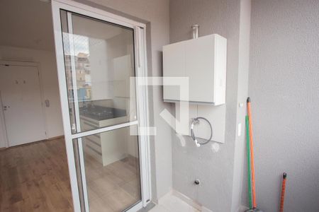 VARANDA DA SALA E ÁÇOREA DE SERVI de apartamento para alugar com 2 quartos, 39m² em Imirim, São Paulo