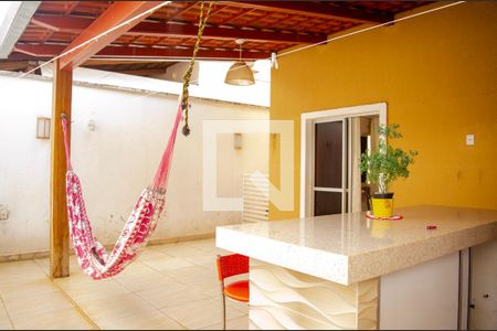 Casa de Condomínio para alugar com 3 quartos, 200m² em Setor Negrão de Lima, Goiânia