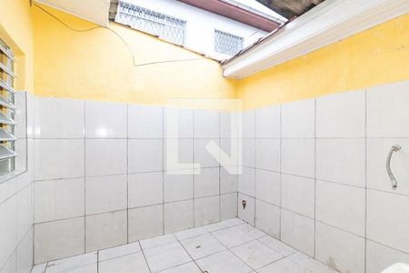 Área de Serviço  de casa de condomínio para alugar com 2 quartos, 60m² em Medianeira, Porto Alegre