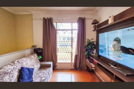 Sala de casa para alugar com 2 quartos, 70m² em Vista Alegre, Rio de Janeiro