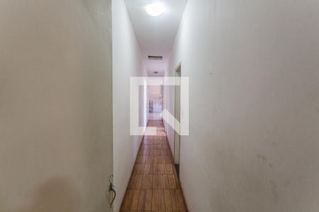 Corredor de casa para alugar com 7 quartos, 290m² em Floresta, Belo Horizonte