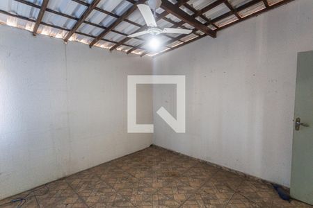 Quarto 1 de casa para alugar com 7 quartos, 290m² em Floresta, Belo Horizonte