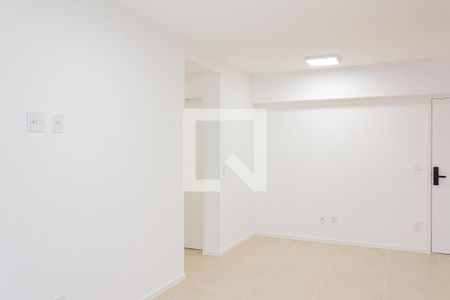 Sala/Cozinha de apartamento para alugar com 2 quartos, 62m² em Água Branca, São Paulo