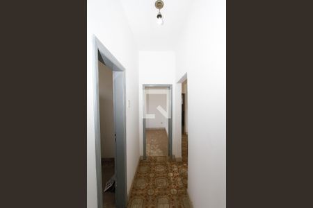 Corredor de casa à venda com 5 quartos, 320m² em Carlos Prates, Belo Horizonte