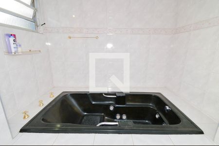 Banheiro da Suíte de casa à venda com 3 quartos, 150m² em Vila Carioca, Guarulhos