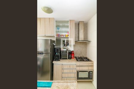 Cozinha de apartamento à venda com 2 quartos, 45m² em Cinquentenario, Belo Horizonte