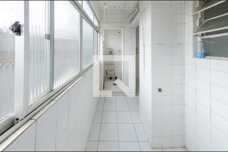Área de serviço de apartamento para alugar com 3 quartos, 87m² em Santa Lúcia, Belo Horizonte