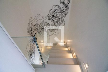 Escada de apartamento à venda com 2 quartos, 106m² em Campo Belo, São Paulo