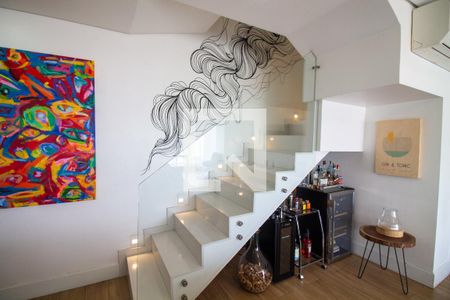 Escada de apartamento à venda com 2 quartos, 106m² em Campo Belo, São Paulo