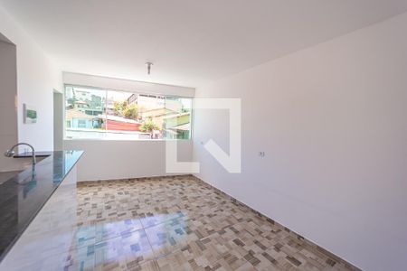 Sala/Cozinha de apartamento para alugar com 2 quartos, 45m² em Vila Paranagua, São Paulo
