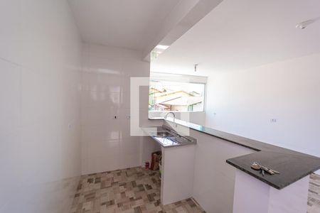 Sala/Cozinha de apartamento para alugar com 2 quartos, 45m² em Vila Paranagua, São Paulo