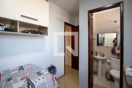 Suíte 1 de casa para alugar com 2 quartos, 64m² em Jardim Helga, São Paulo