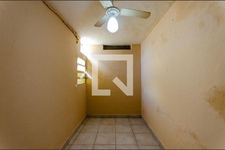 Quarto 2 de casa para alugar com 2 quartos, 90m² em Vila Bonilha, São Paulo