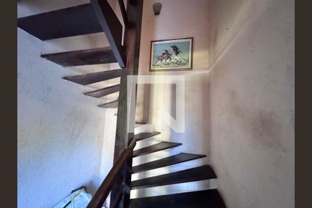 Escada de casa à venda com 2 quartos, 5000m² em Vargem Grande, Rio de Janeiro