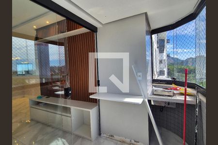 Varanda  de apartamento para alugar com 3 quartos, 70m² em Recreio dos Bandeirantes, Rio de Janeiro