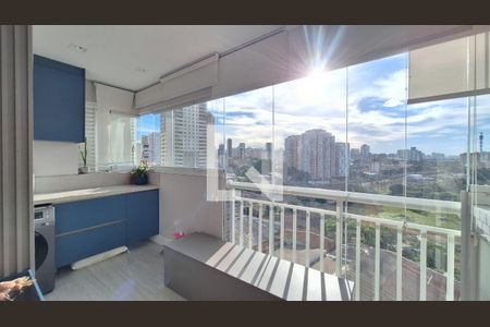 Varanda e área de serviço de apartamento para alugar com 2 quartos, 62m² em Barra Funda, São Paulo