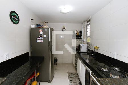 Cozinha de apartamento à venda com 2 quartos, 90m² em Camargos, Belo Horizonte