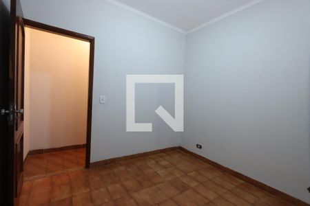 Quarto 1 de casa para alugar com 2 quartos, 35m² em Parque São Lucas, São Paulo