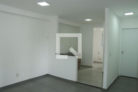 Apartamento para alugar com 2 quartos, 48m² em Jardim de Lourdes, Embu das Artes