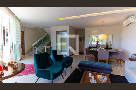 Casa de Condomínio à venda com 4 quartos, 500m² em Piratininga, Niterói