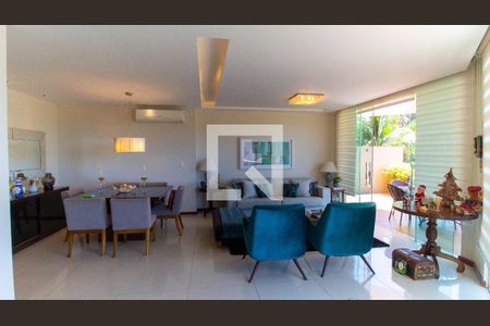 Casa de Condomínio à venda com 4 quartos, 500m² em Piratininga, Niterói
