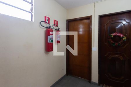 Entrada  de apartamento para alugar com 2 quartos, 66m² em Itaquera, São Paulo