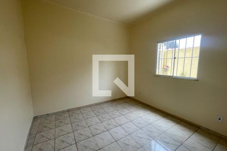 Quarto de casa para alugar com 2 quartos, 64m² em Doutor Laureano, Duque de Caxias