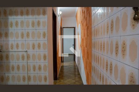 Corredor de casa para alugar com 2 quartos, 248m² em Vila Silveira, Guarulhos