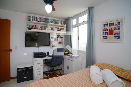 Quarto 2 de apartamento à venda com 3 quartos, 200m² em Itaipu, Niterói