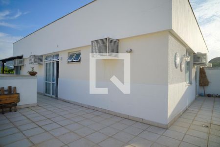 Área externa de apartamento à venda com 3 quartos, 200m² em Itaipu, Niterói