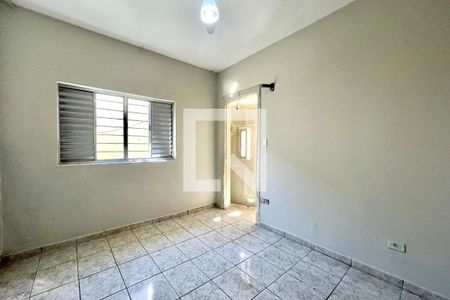 Quarto de casa para alugar com 1 quarto, 48m² em Vila Guarani (zona Sul), São Paulo