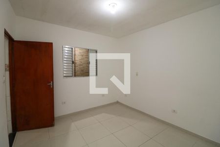 Quarto 2 de casa para alugar com 2 quartos, 100m² em Vila Industrial, São Paulo